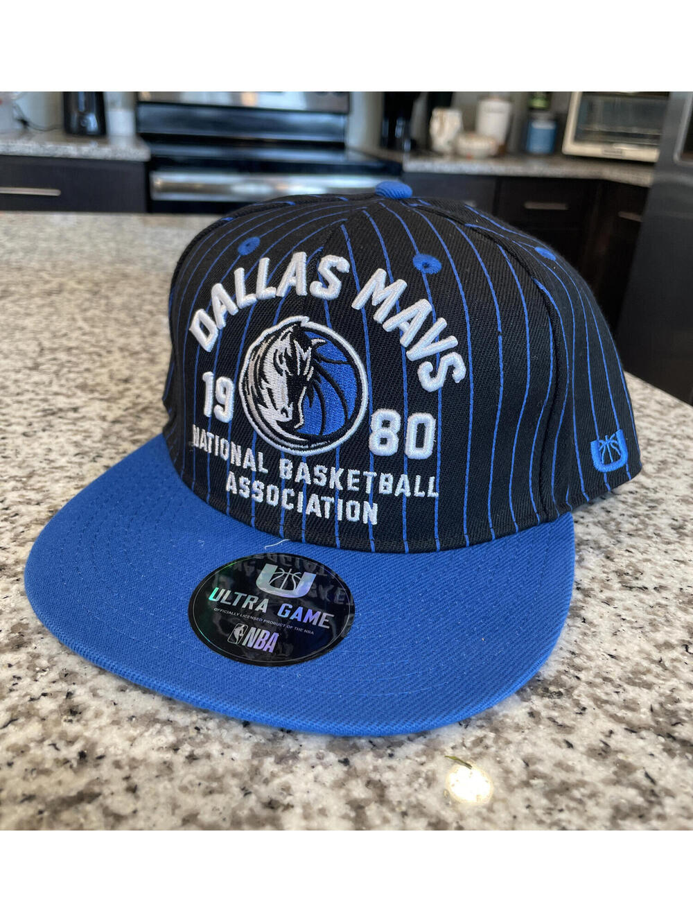 Dallas Mavericks Ultra Game NBA Basketball Black Blue Snapback Hat Cap NEW